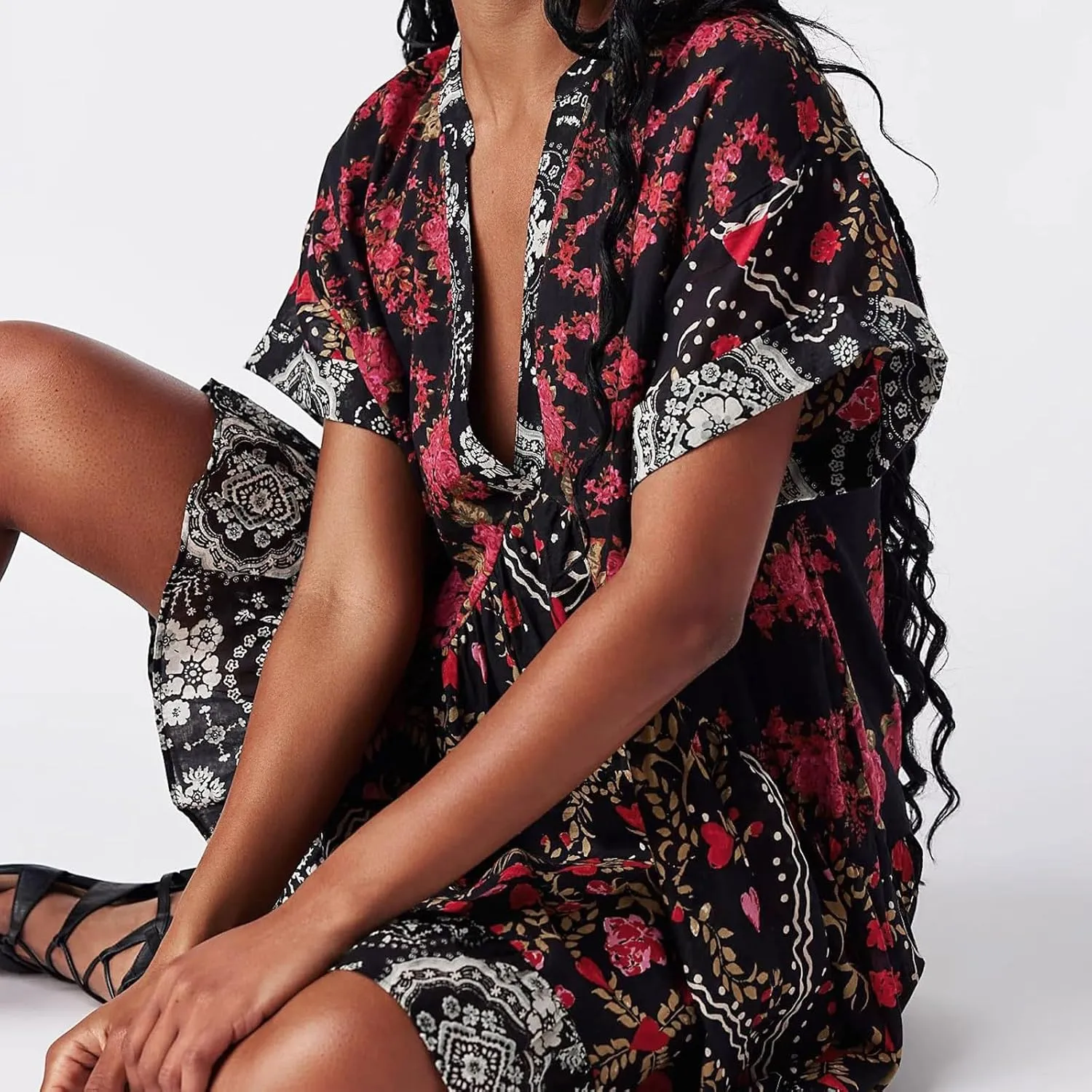 Boho Summer Dresses for Women Short Y2k Babydoll Dress Ruffle Mini Dress Deep V-Neck Casual Floral Tropical Sundress