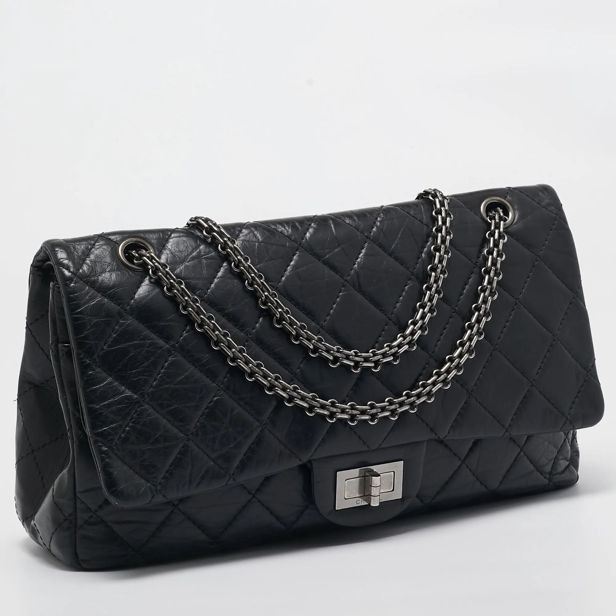 CHANEL Black Quilted Aged Leather Reissue 2.55 Classic 227 New Bag