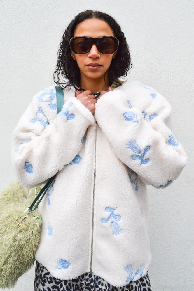 ICHI Gavira Almond Milk Fleece