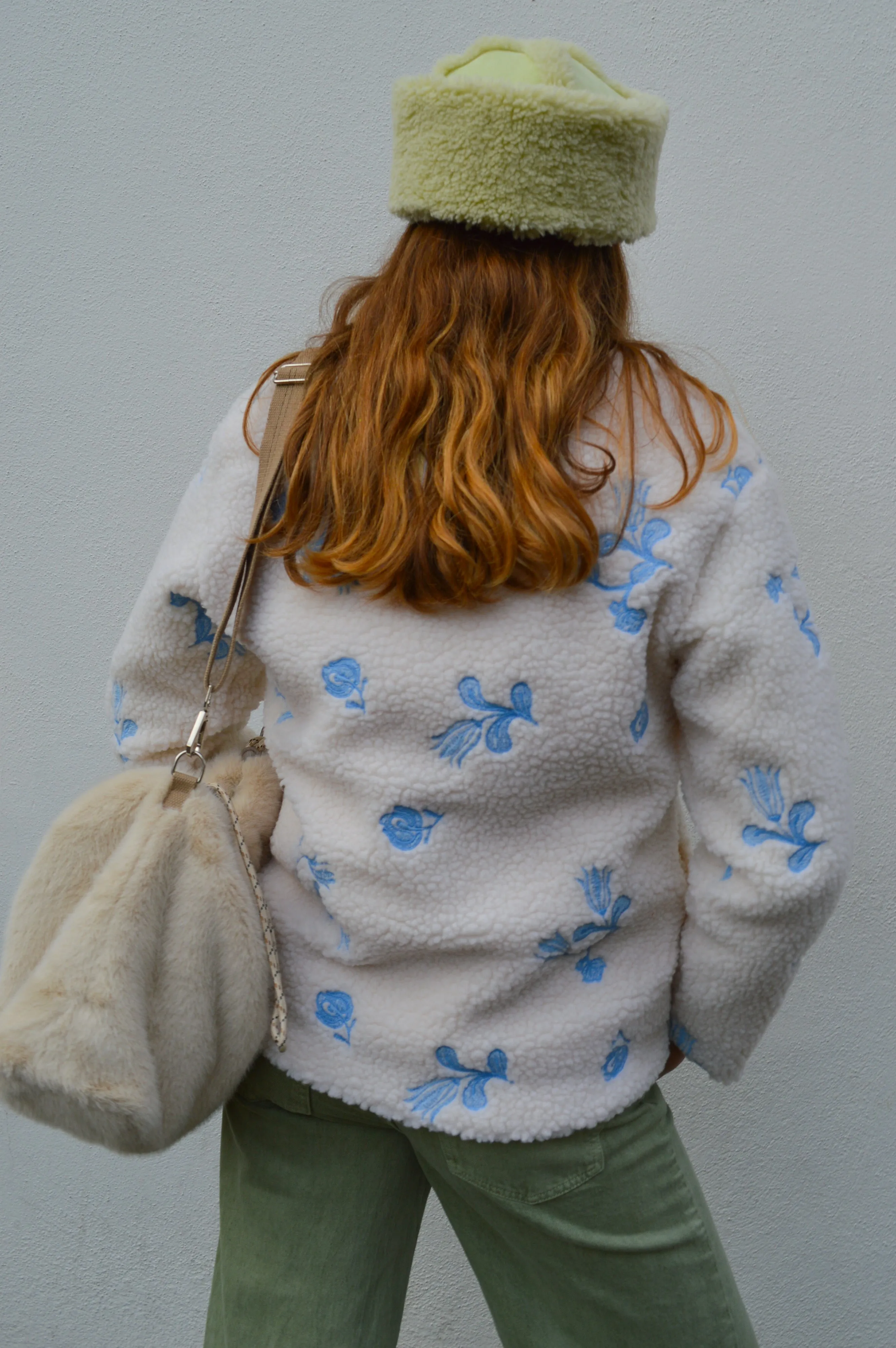 ICHI Gavira Almond Milk Fleece