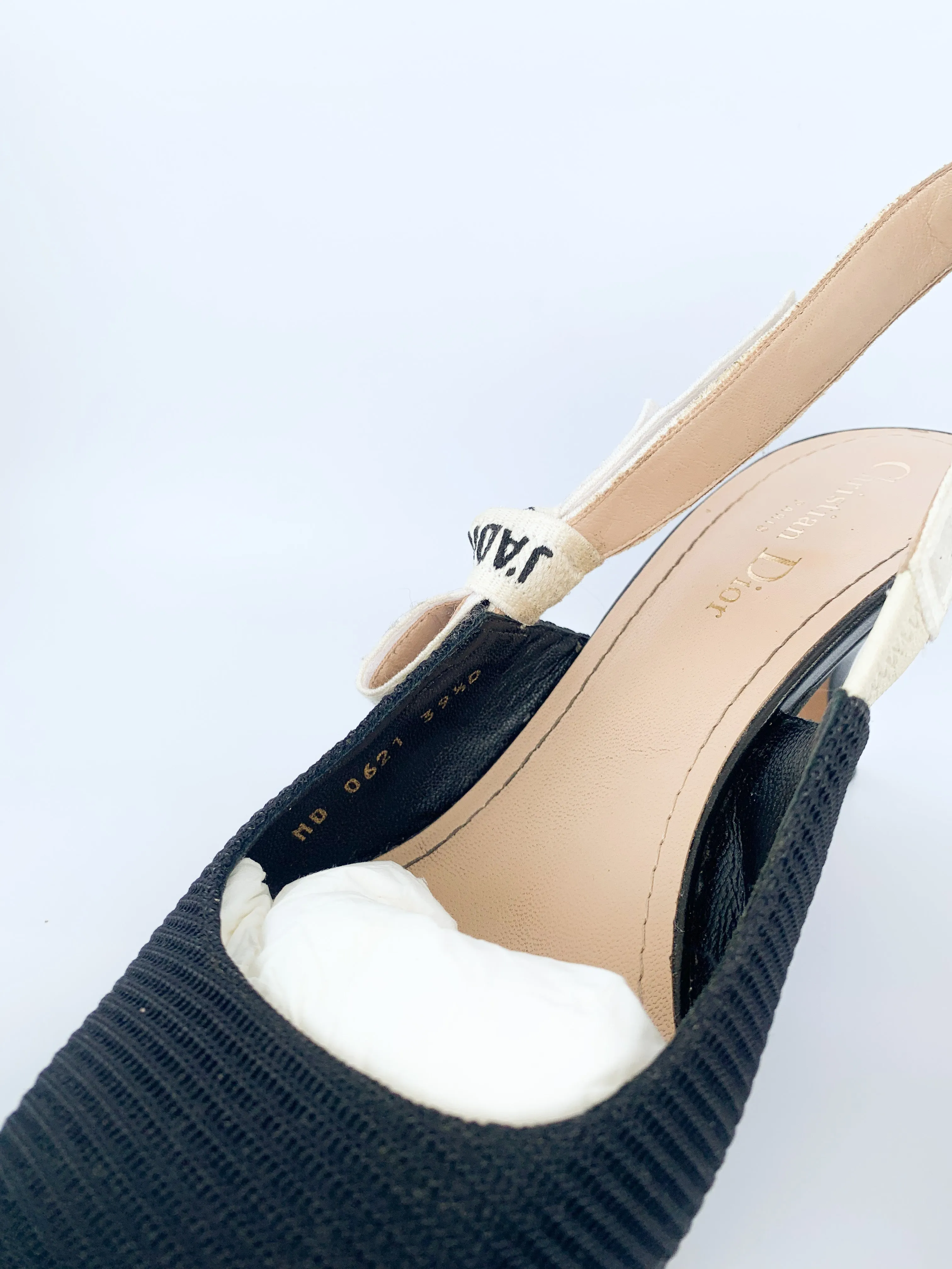 <b> DIOR </b> <br>J'adior Slingback Pump 39.5