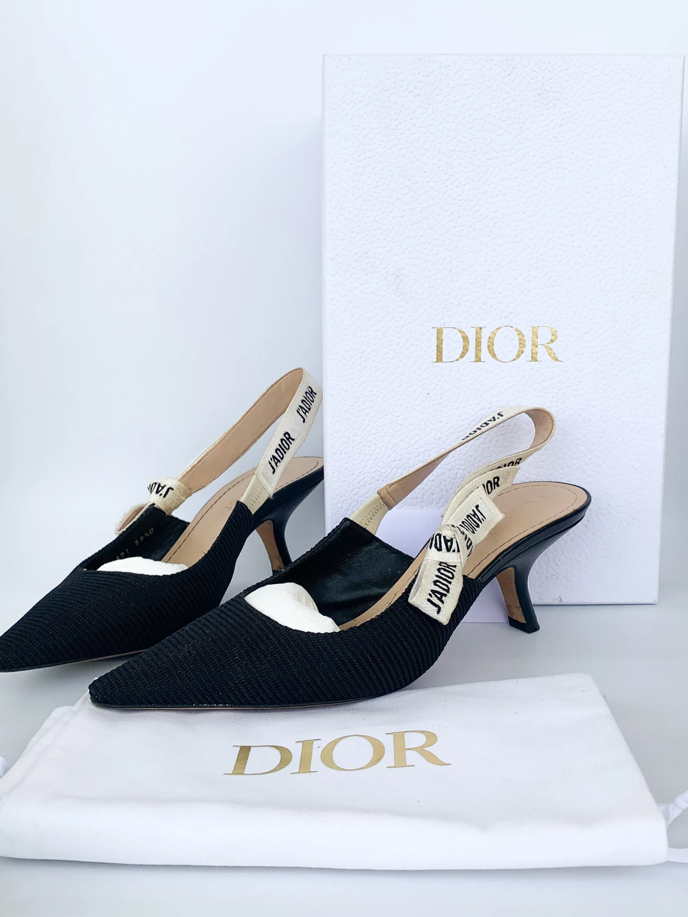 <b> DIOR </b> <br>J'adior Slingback Pump 39.5