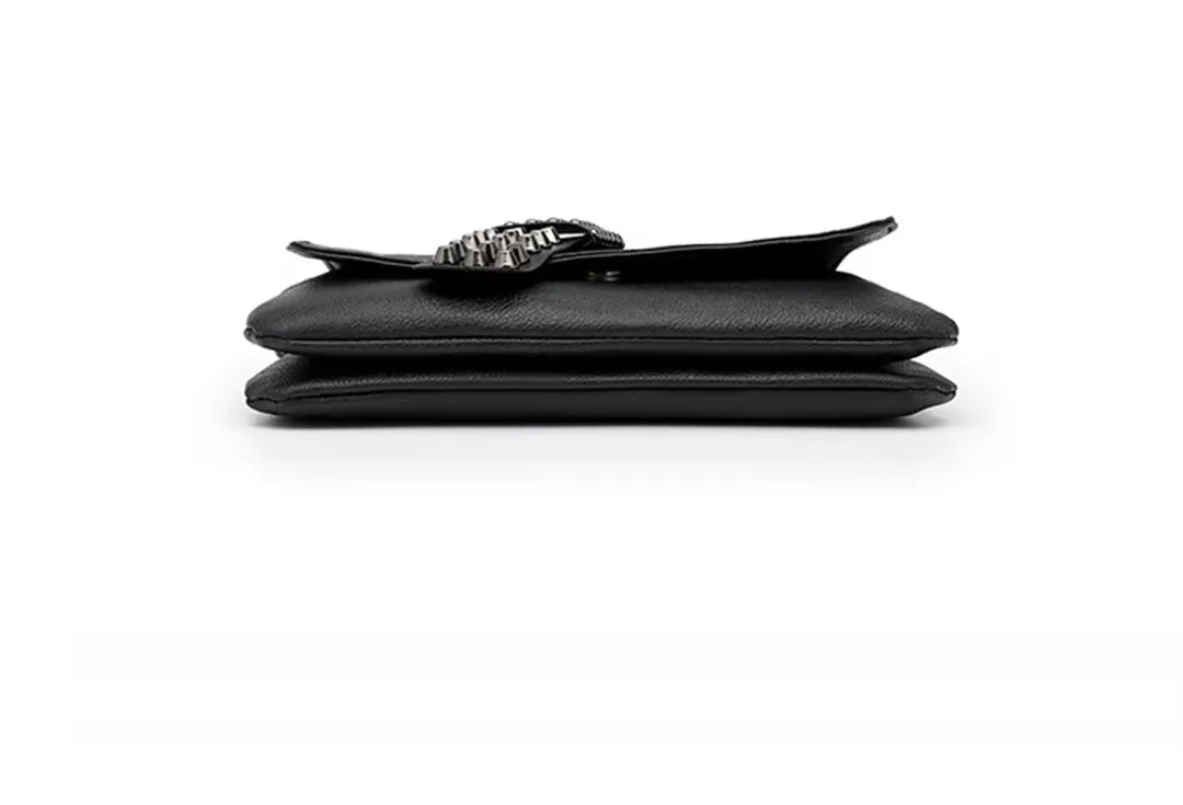 Lustrévo Crossbody Elegance