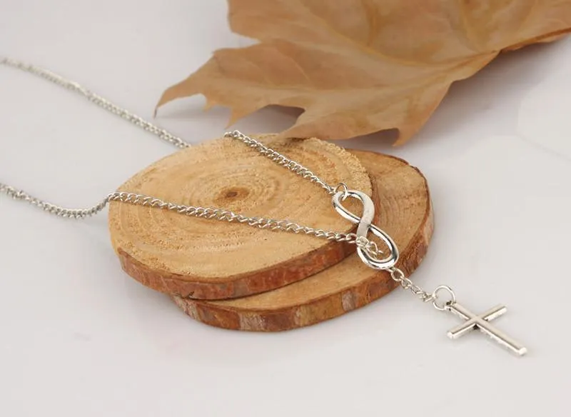 Stylish Chic Eight Cross Shape Pendant Necklace