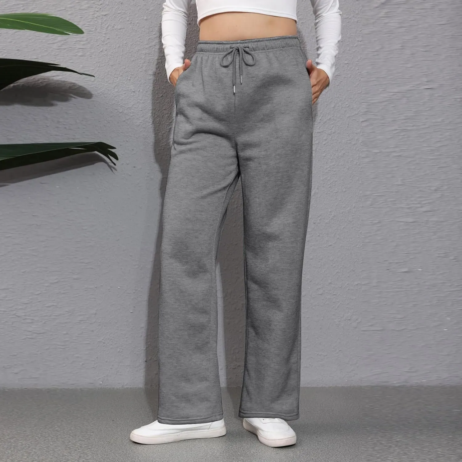 Wide Leg Sweat Pants for Womens High Waisted Fleece Sweatpants with Pockets Y2k Baggy Comfy Athletic Jogger Pants