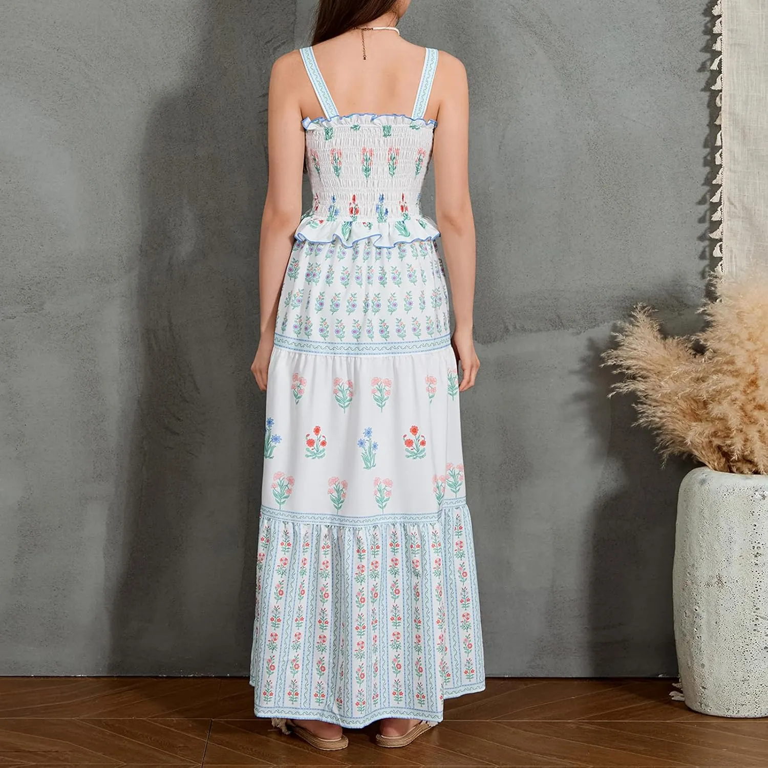 Women Summer Flowy Smocked Maxi Dress Sleeveless Spaghetti Strap Long Floral Dress Y2k Boho Beach Sundress