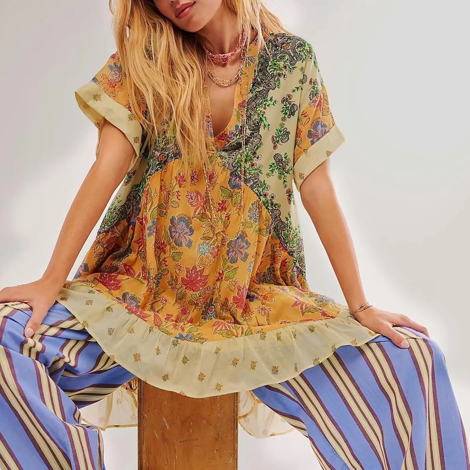 Womens Summer Dresses Short Sleeve V Neck Casual Beach Dresses Vintage Boho Dress A-Line Swing Mini Babydoll Dress