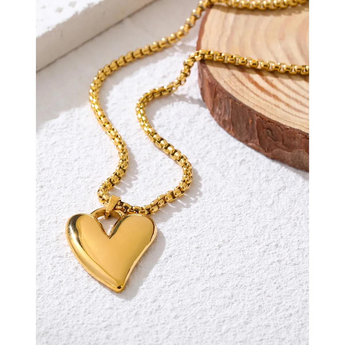 YACHAN Stainless Steel Irregular Heart Pendant Necklace Chic Tarnish Free 18K Gold Plated Jewelry
